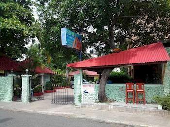 Seabreeze Sosua Hotel El Batey