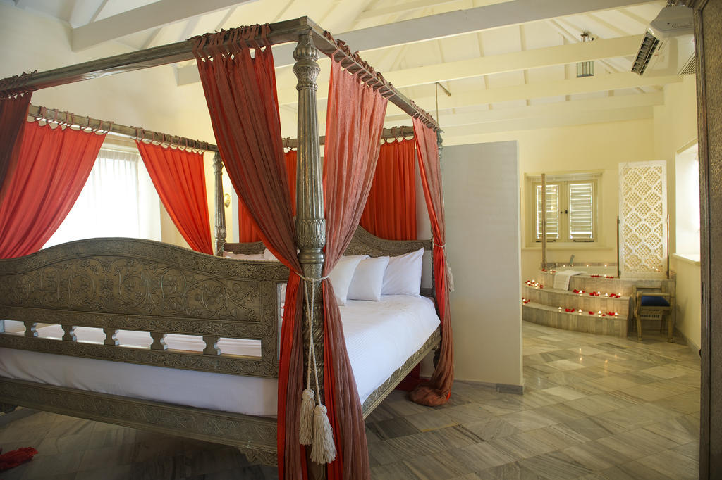 Kura Hulanda Village & Hotel