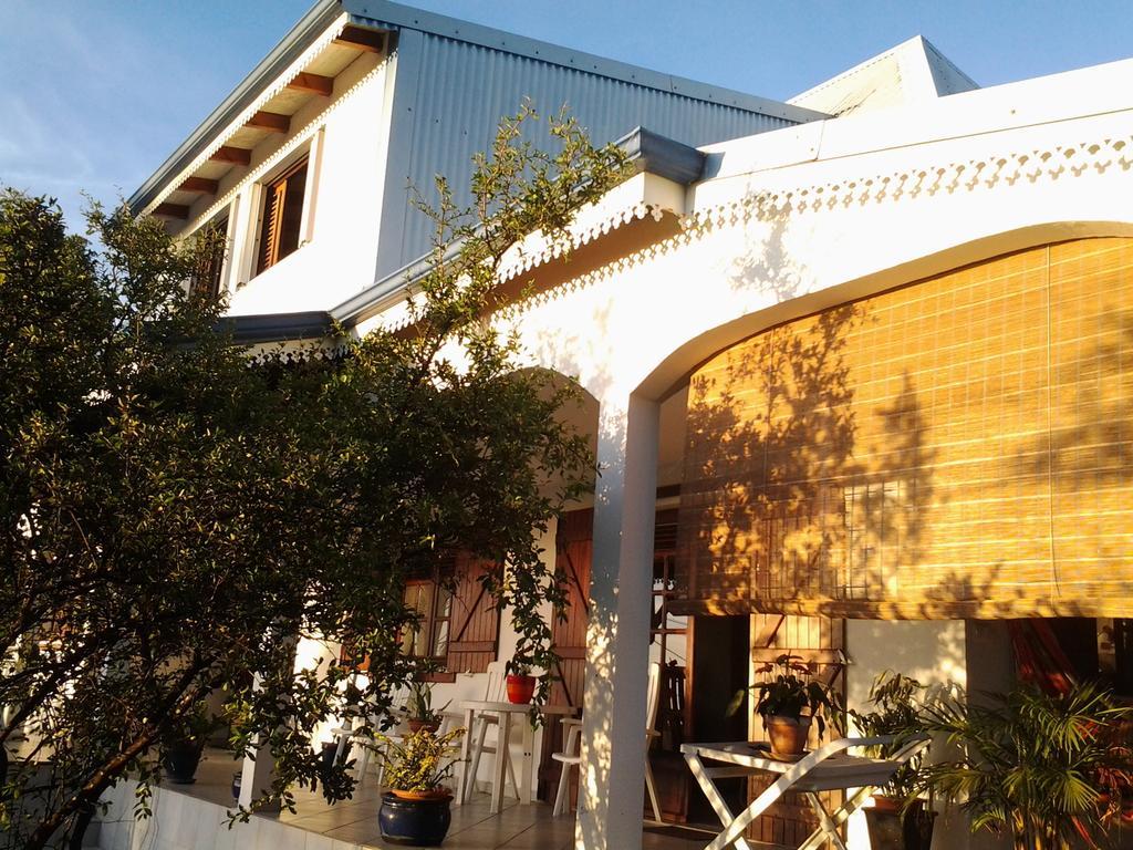 Guest house Appartement Les Bougainvilliers Vue Mer *