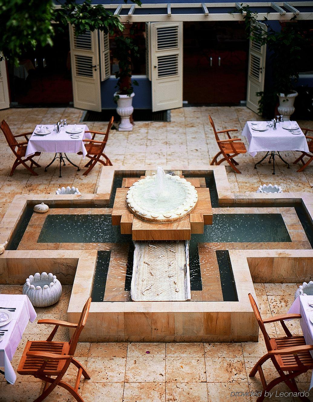 Hotel Kura Hulanda Village &