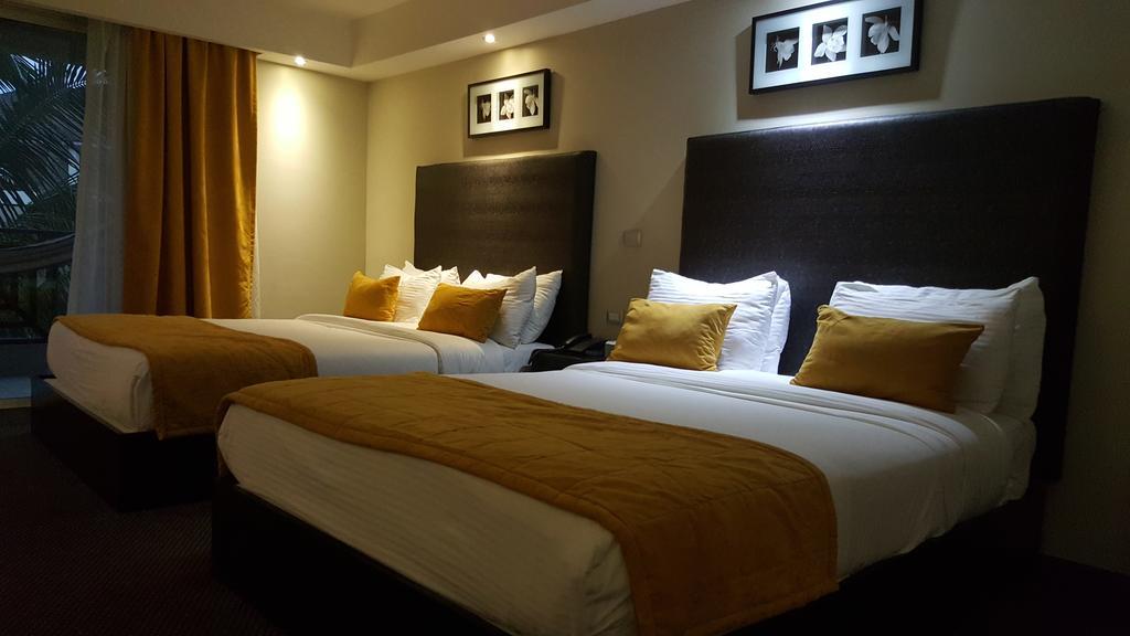 Savoy Boutique Hotel