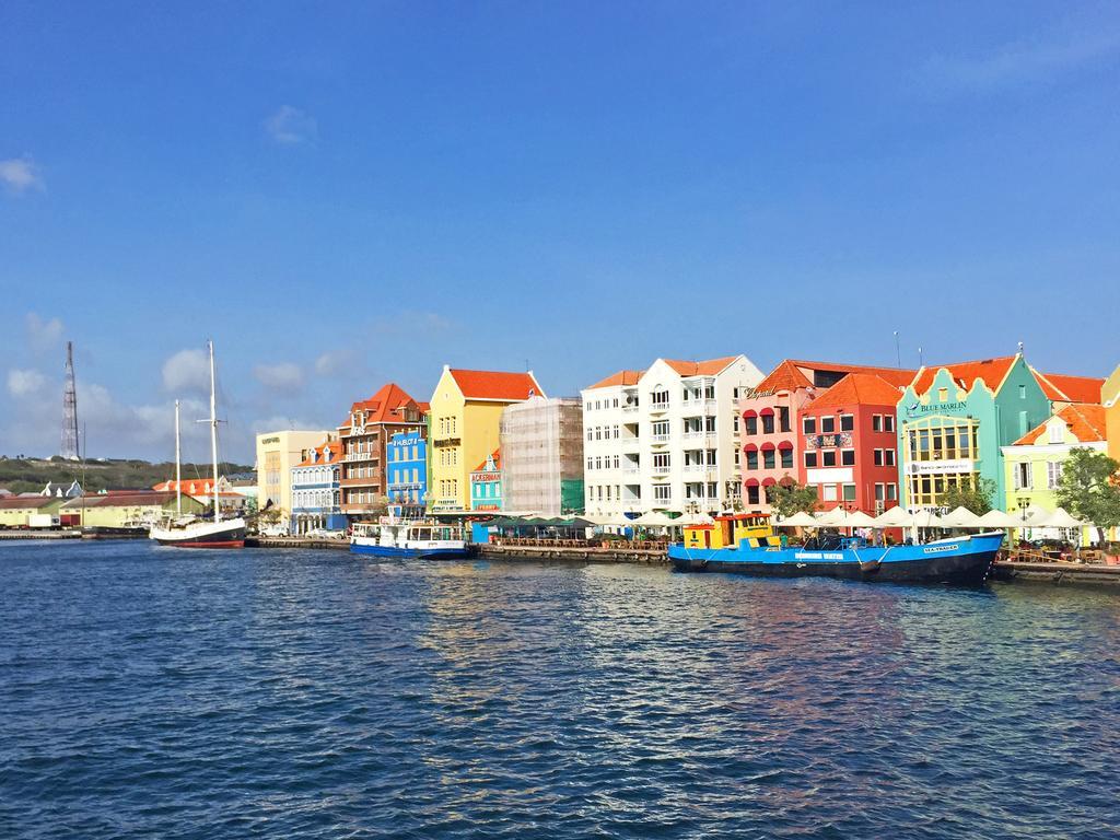 Curoyal Villa Willemstad