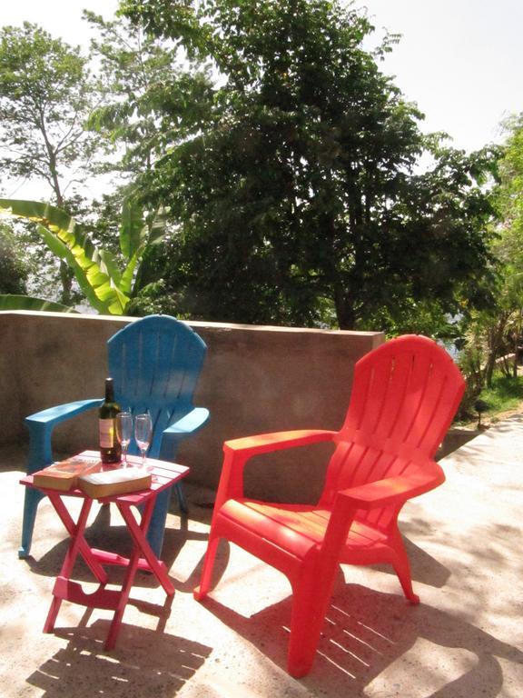 Retreats * Castara