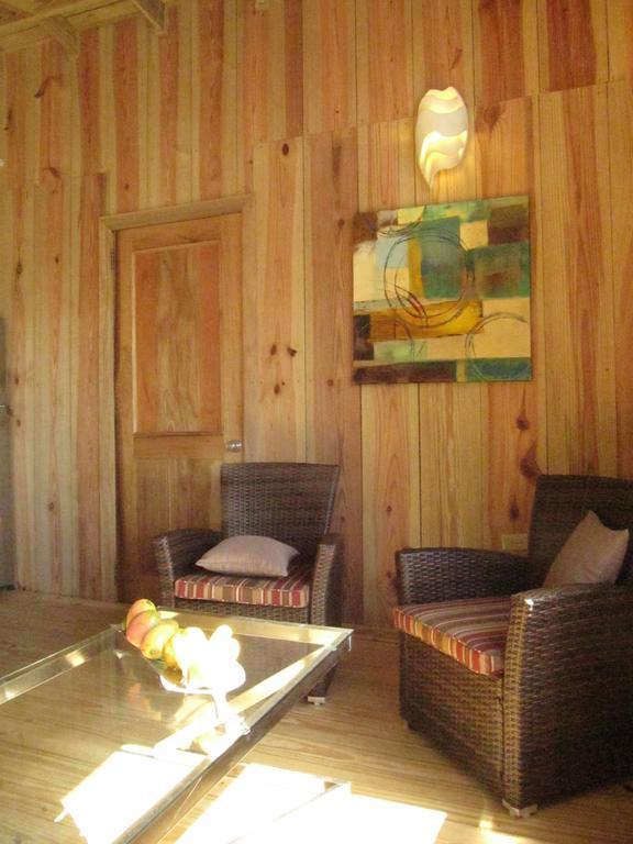 Retreats Apartment