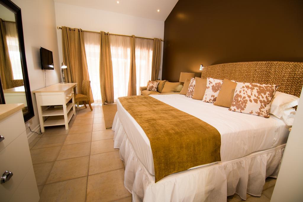 Hotel Blue Lagoon And Marina Ltd