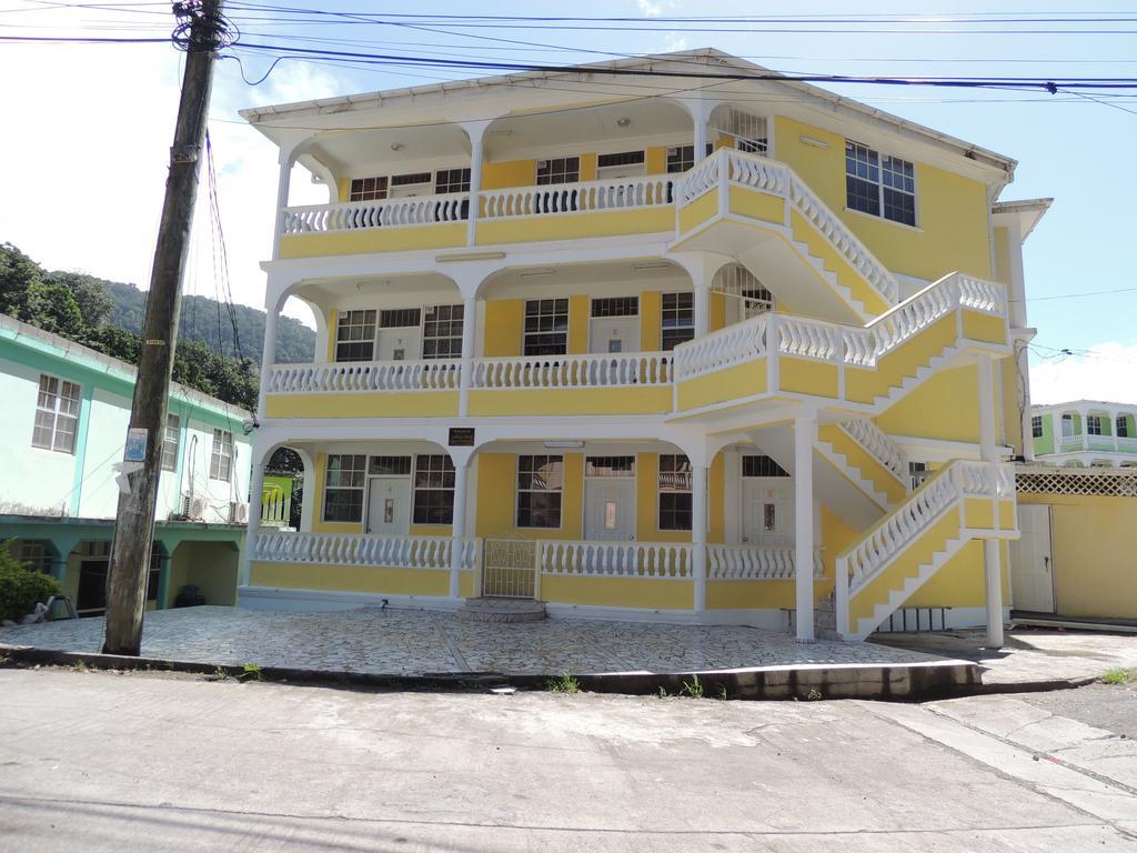 Yellow Bird Apartment