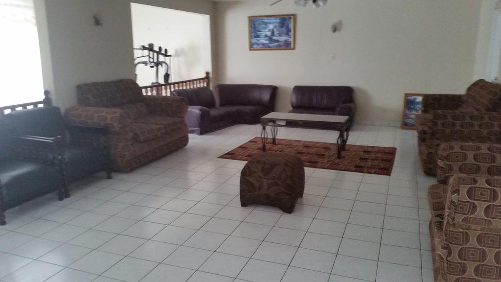 Villa Donna Inn Bed & Breakfast