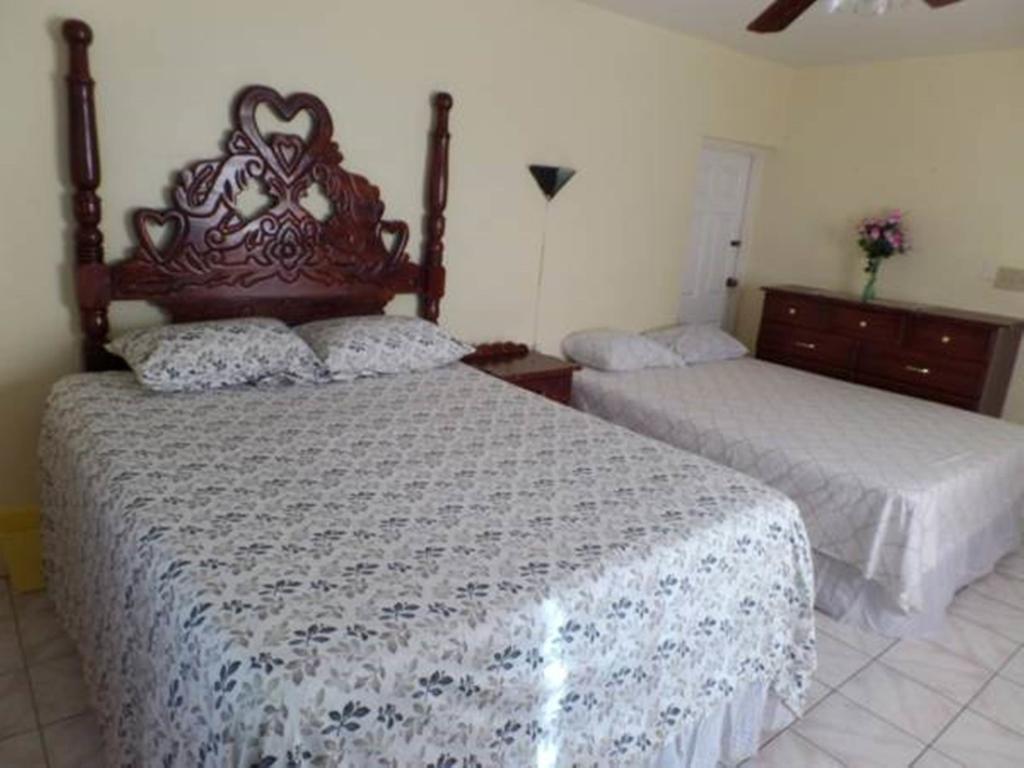 Villa Donna Inn