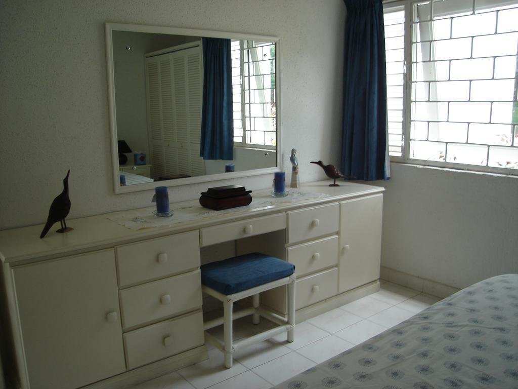 213 Golden Grove, Rockley Apartment Bridgetown