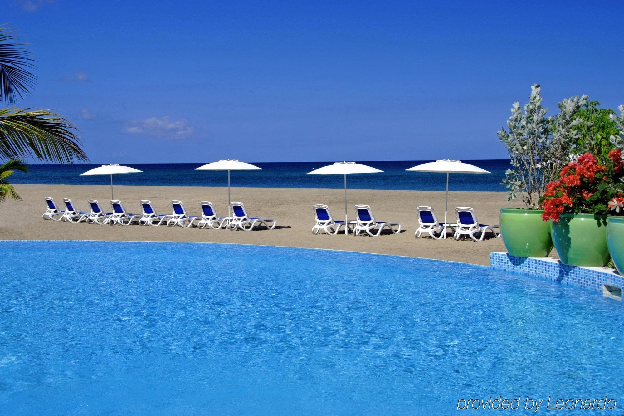 Nelson Spring Beach 4*