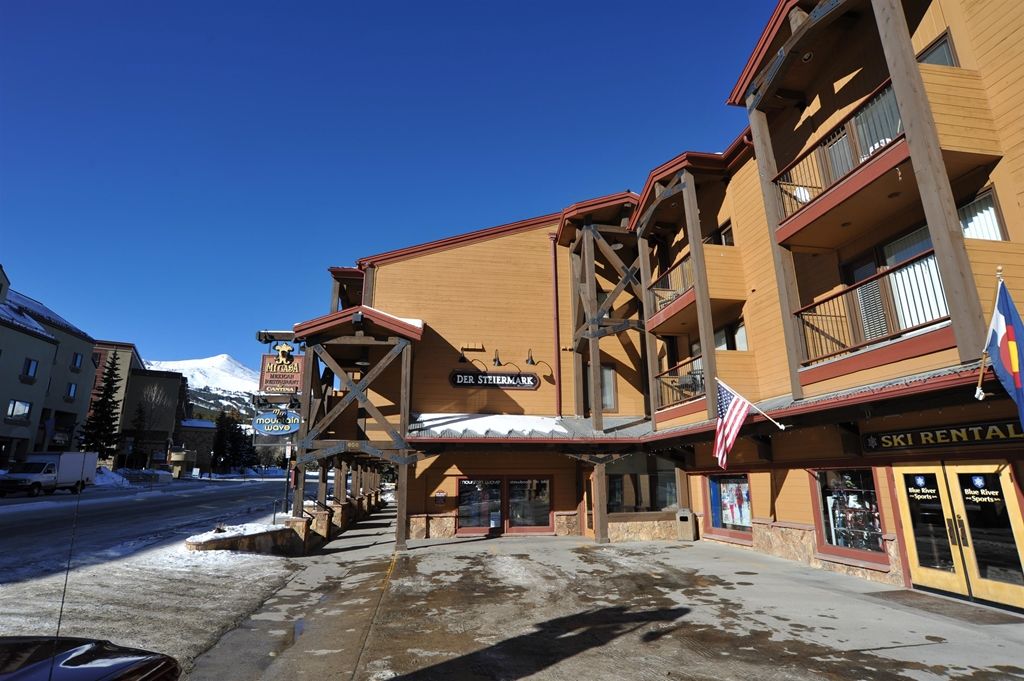 Escape And Hotel 4*