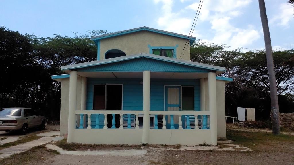 Waikiki Guest house