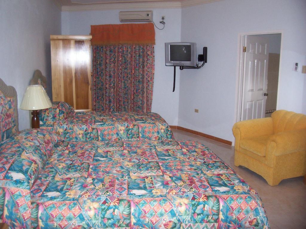 Hotel Holiday Haven