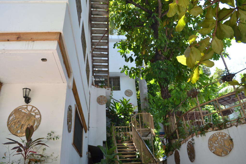 Pacot Breeze Hotel
