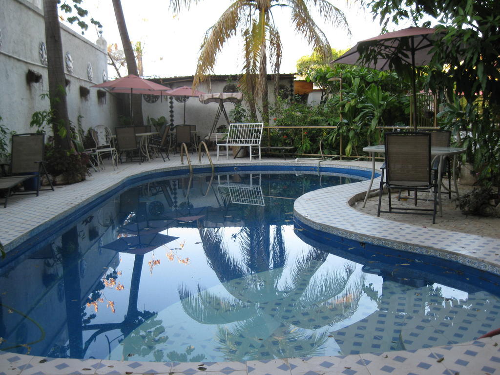 Pacot Breeze Hotel