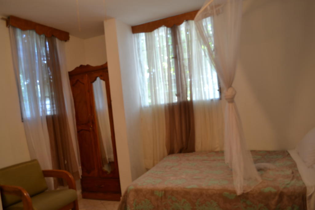 Aparthotel Pacot Breeze Hotel