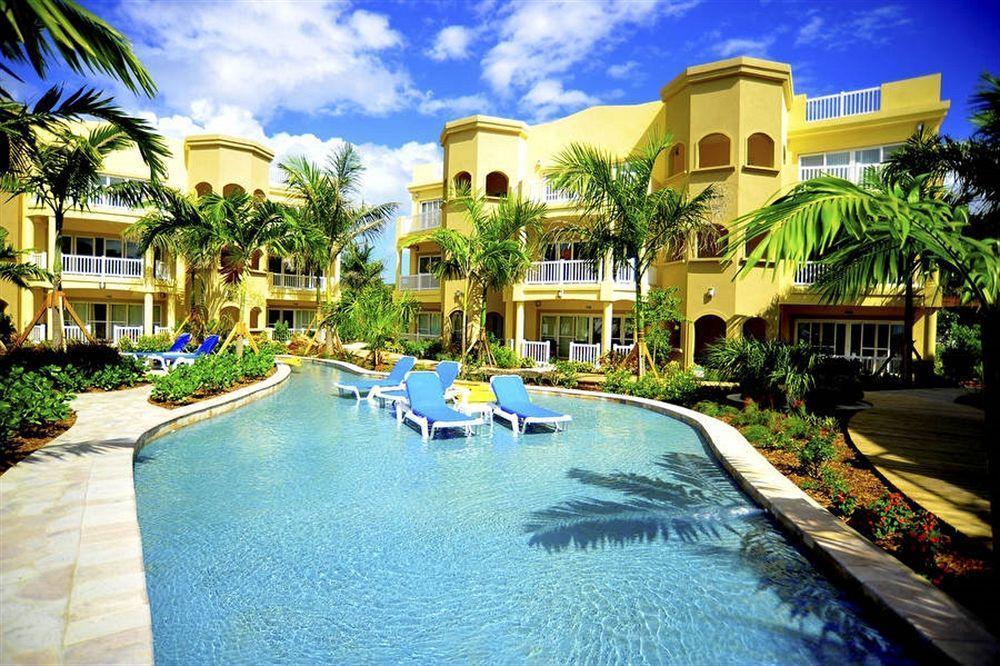 Resort The Hamilton & 4*