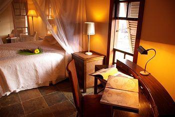 Hotel Le Phare Bleu Boutique And Marina 4*