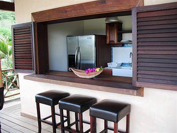 Hotel Le Phare Bleu Boutique And Marina 4*
