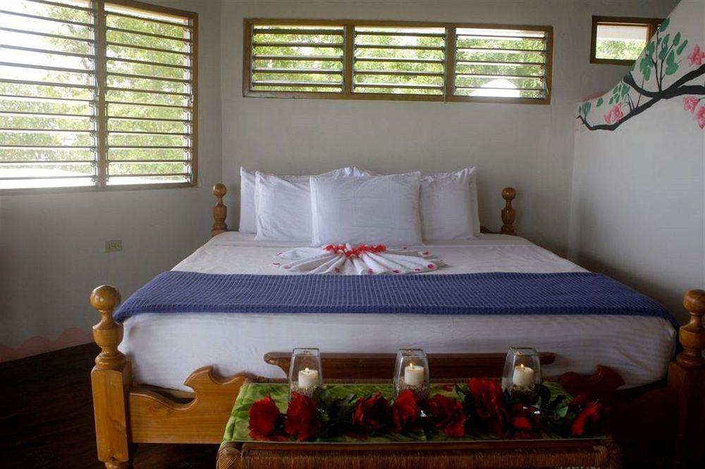 Hotel Coral Cove & Spa