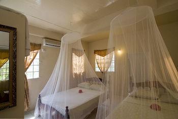 Keegans Beachside Bequia Island