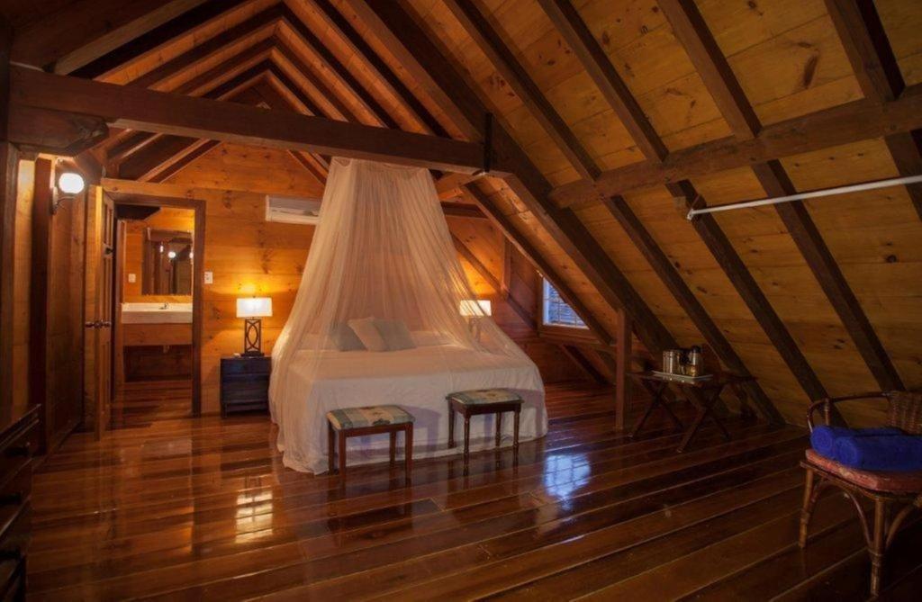 Admiral's And Gunpowder Hotel English Harbour