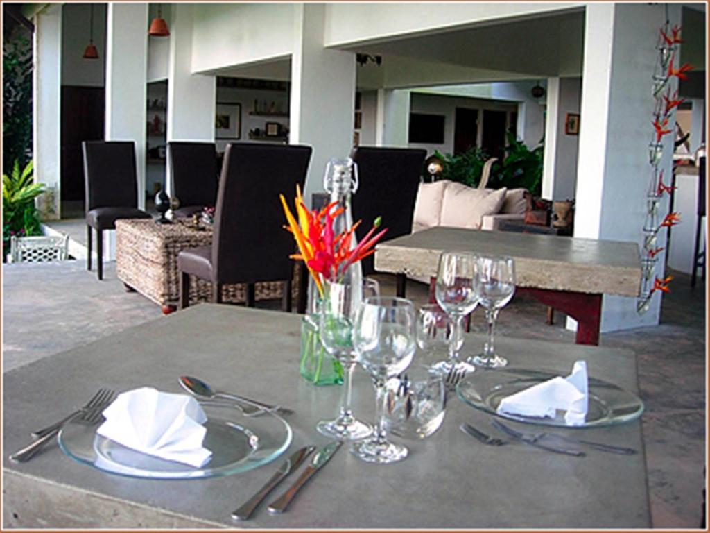El Hotelito At The Rainforest Experience Farm