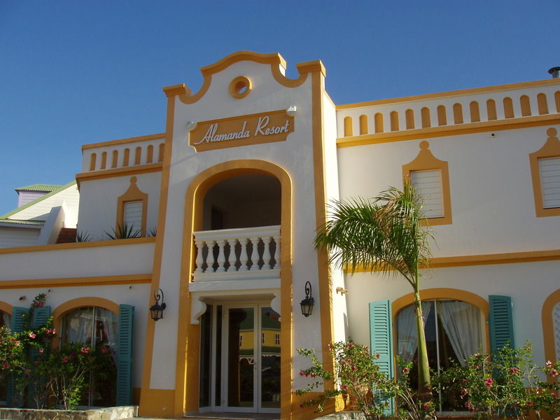 Resort Alamanda