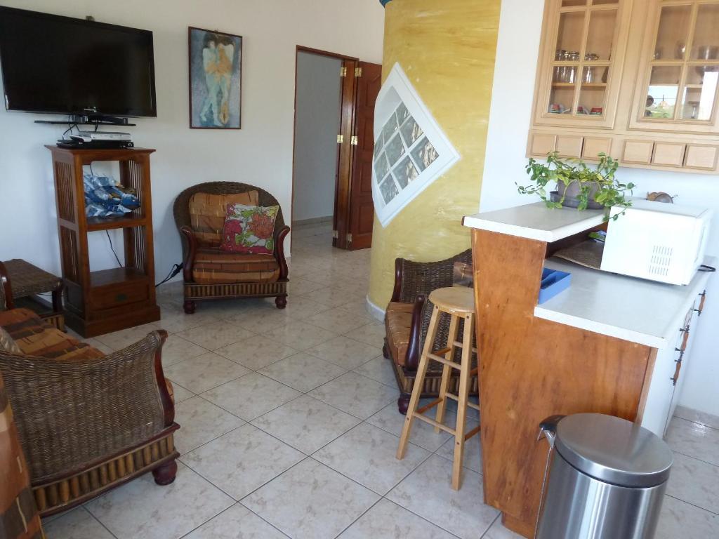 Limestone Holiday Hotel
