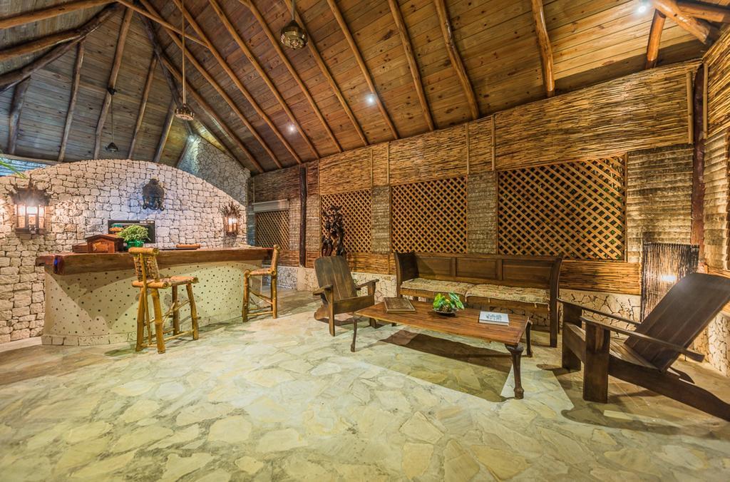 Natura Boutique & By Mint Cabarete
