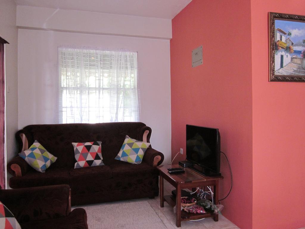 Apartment Buttercup Arnos Vale