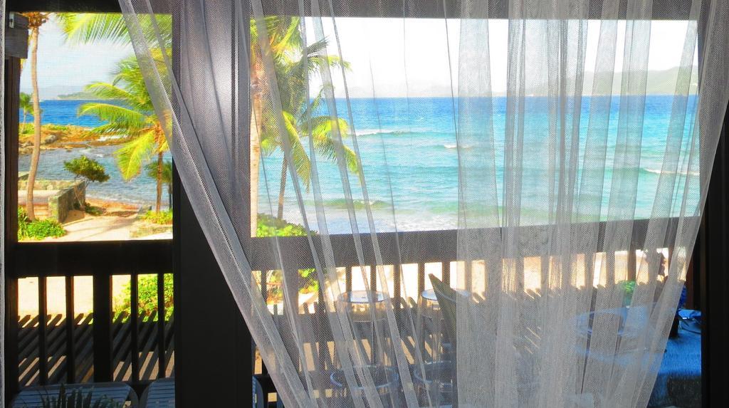 Apartment Luxury Beachfront Duplex On Sapphire I