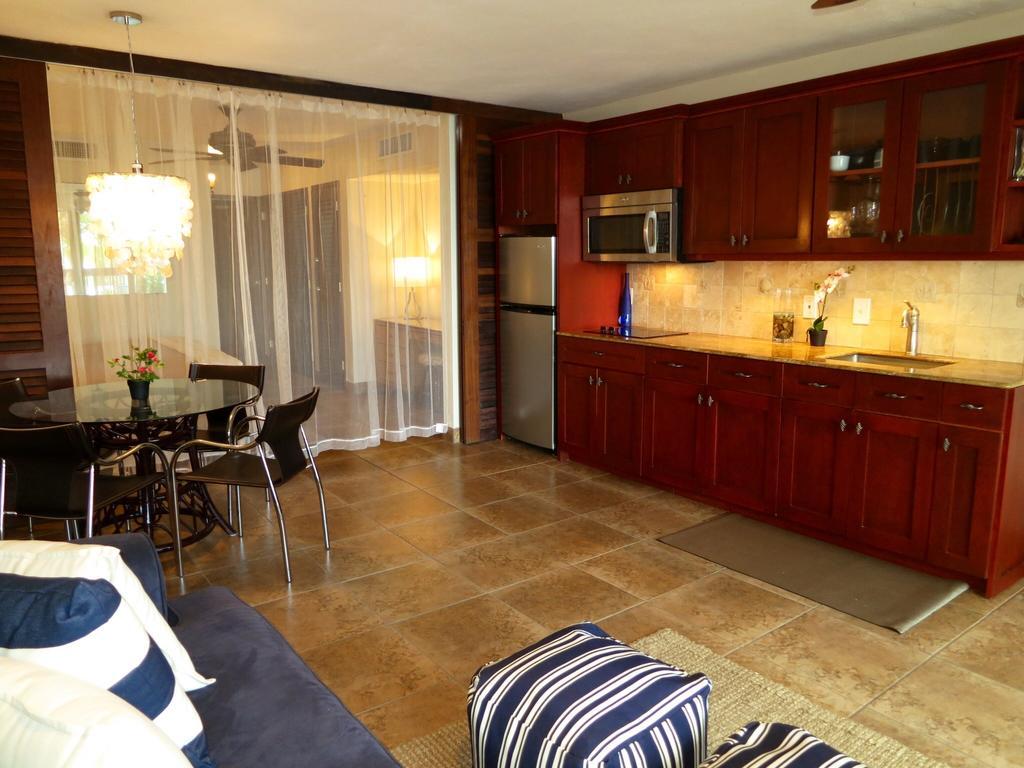 Apartment Luxury Beachfront Duplex On Sapphire I *