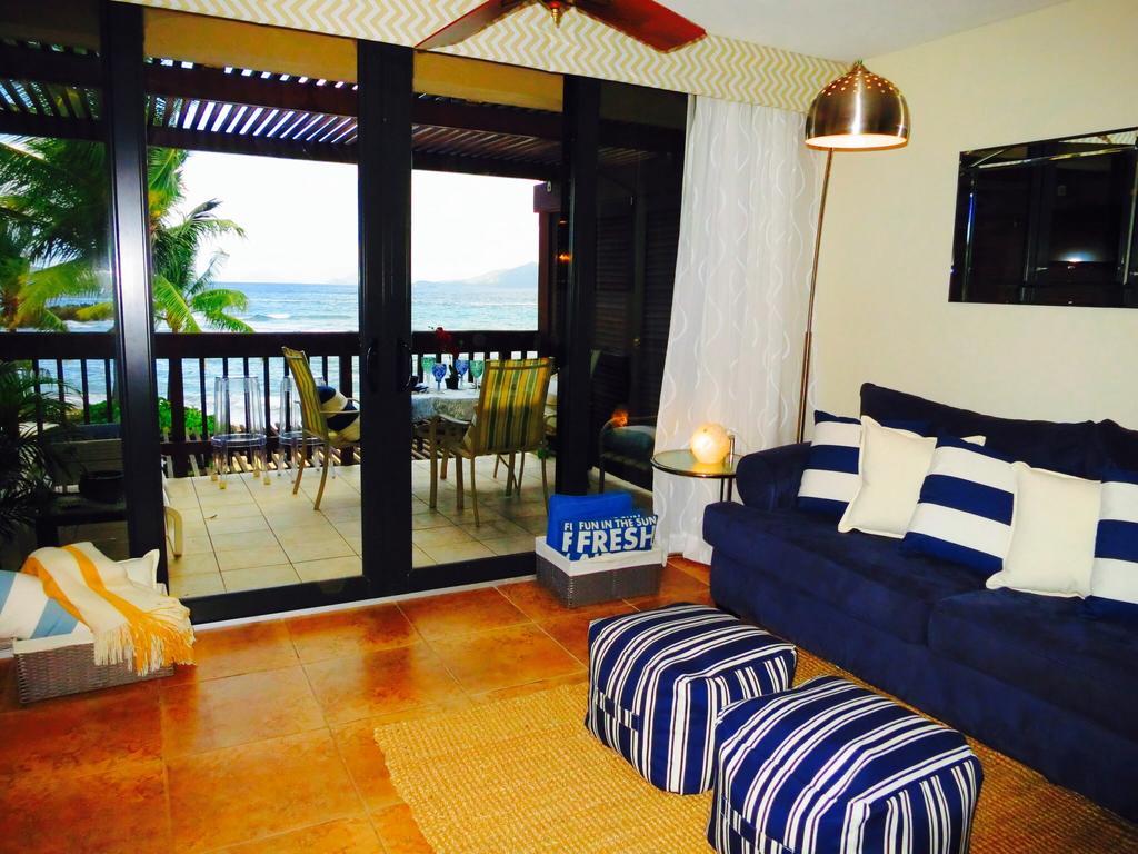 Apartment Luxury Beachfront Duplex On Sapphire I