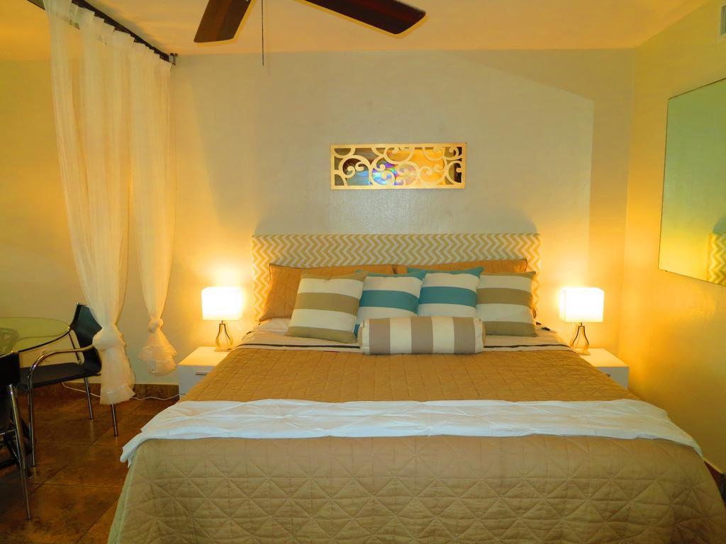 Apartment Luxury Beachfront Duplex On Sapphire I East End (Saint Thomas)