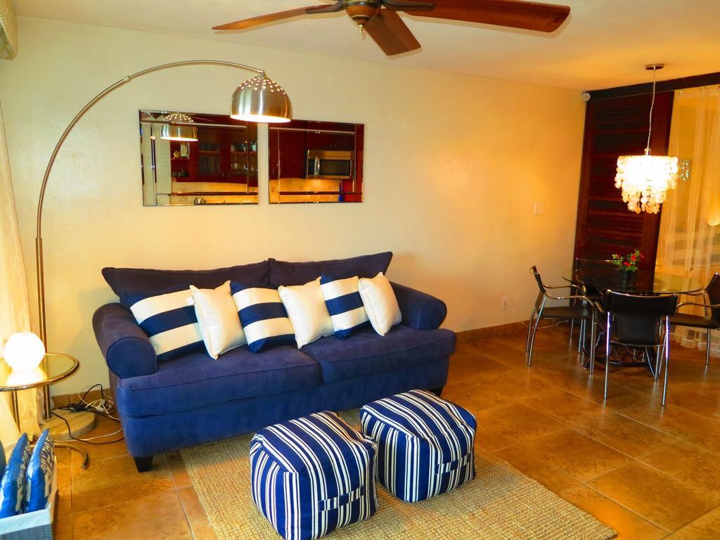 Apartment Luxury Beachfront Duplex On Sapphire I *
