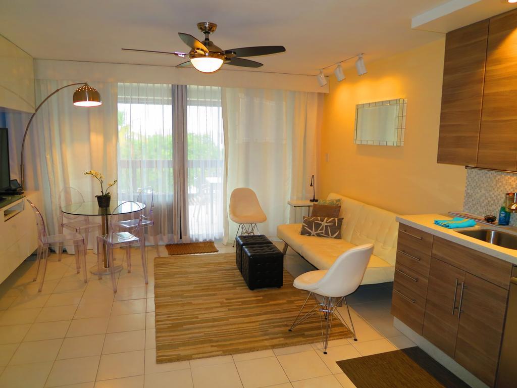 Apartment Luxury Beachfront Duplex On Sapphire I