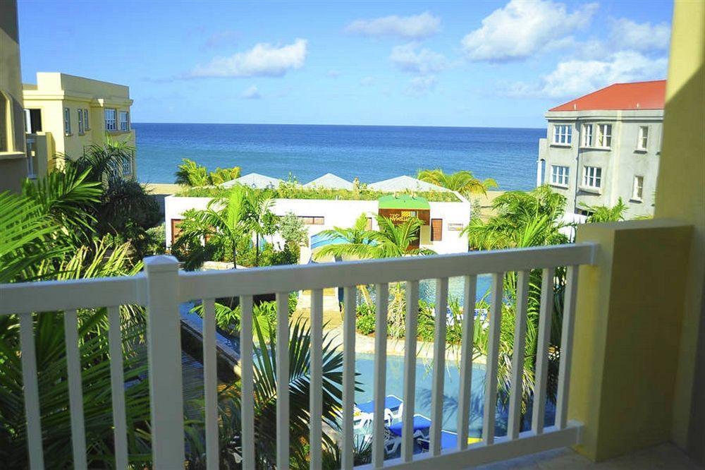 The Hamilton & Nevis