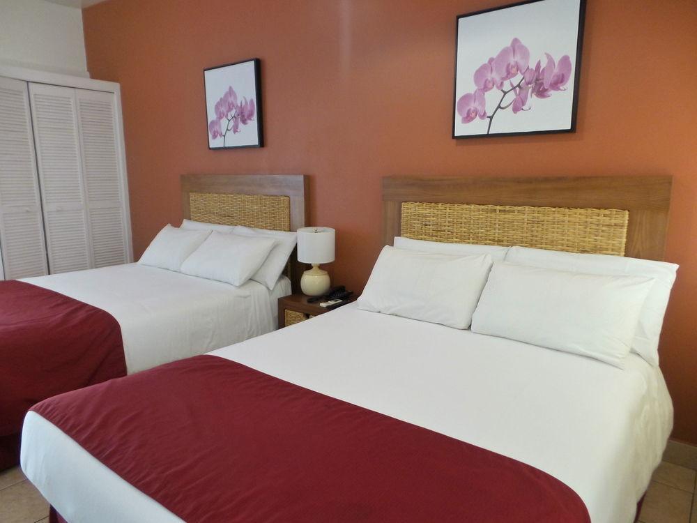 Hotel Flamboyant & St. George's