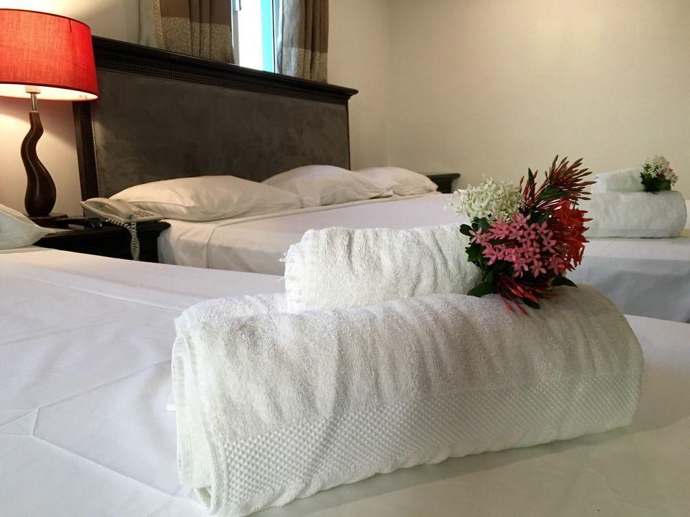 Hotel On Vacation Curacao 3*