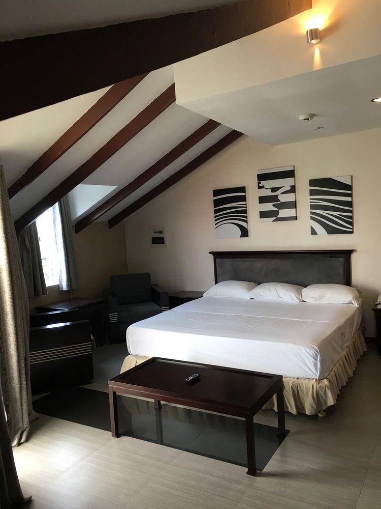 Hotel On Vacation Curacao 3*