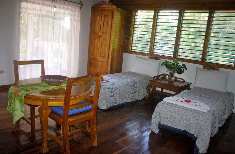 Coral Cove & Spa Hotel