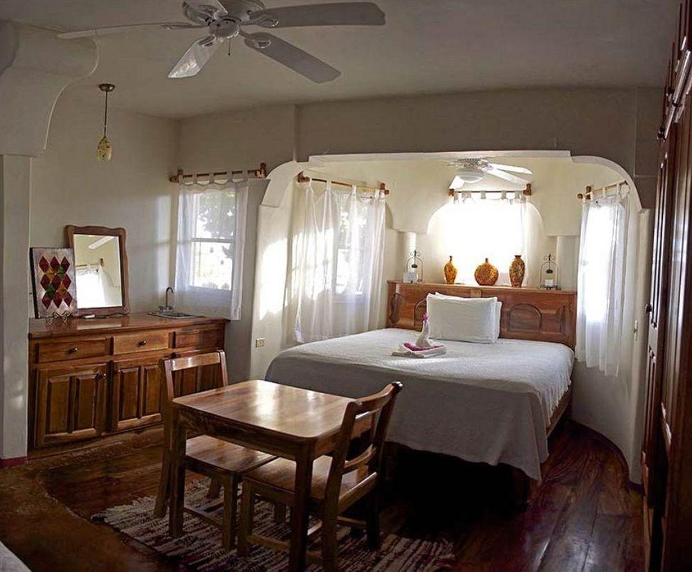Coral Cove & Spa Hotel 3*