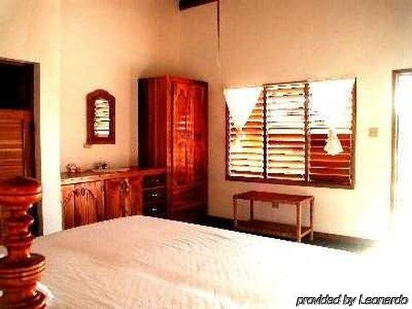 Coral Cove & Spa Hotel