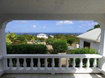 Milly's 2* Shoal Bay Village