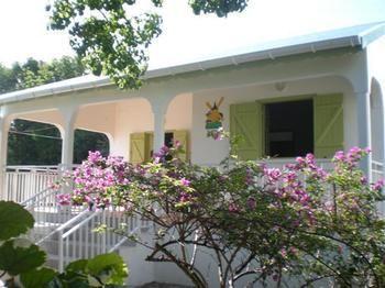 Au Village De Menard Aparthotel
