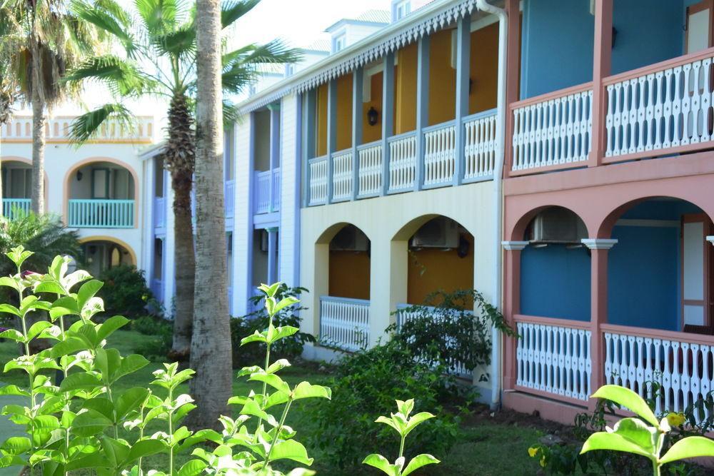 Alamanda Resort Orient Bay