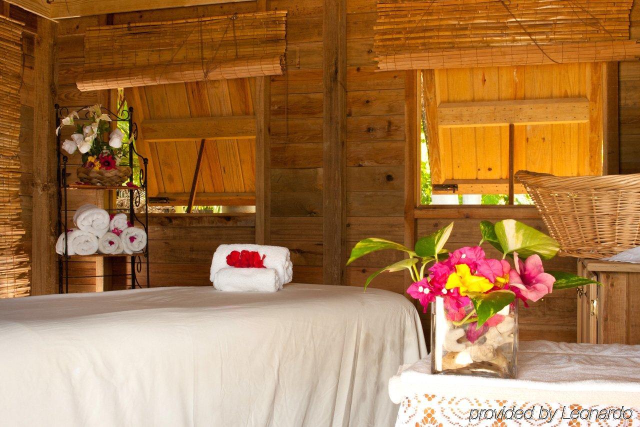 Coconut Club Hotel