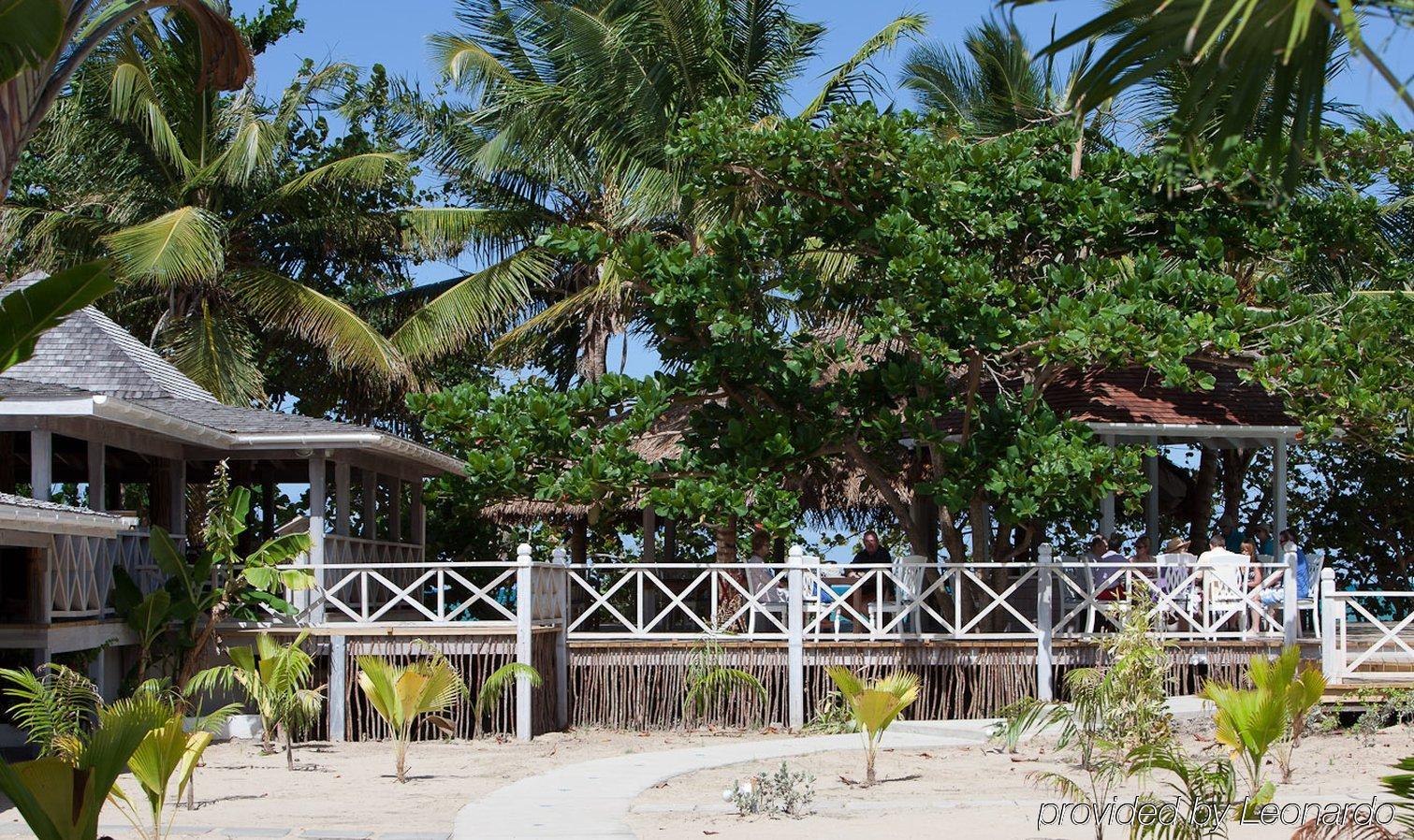 Coconut Club 3* St. John's