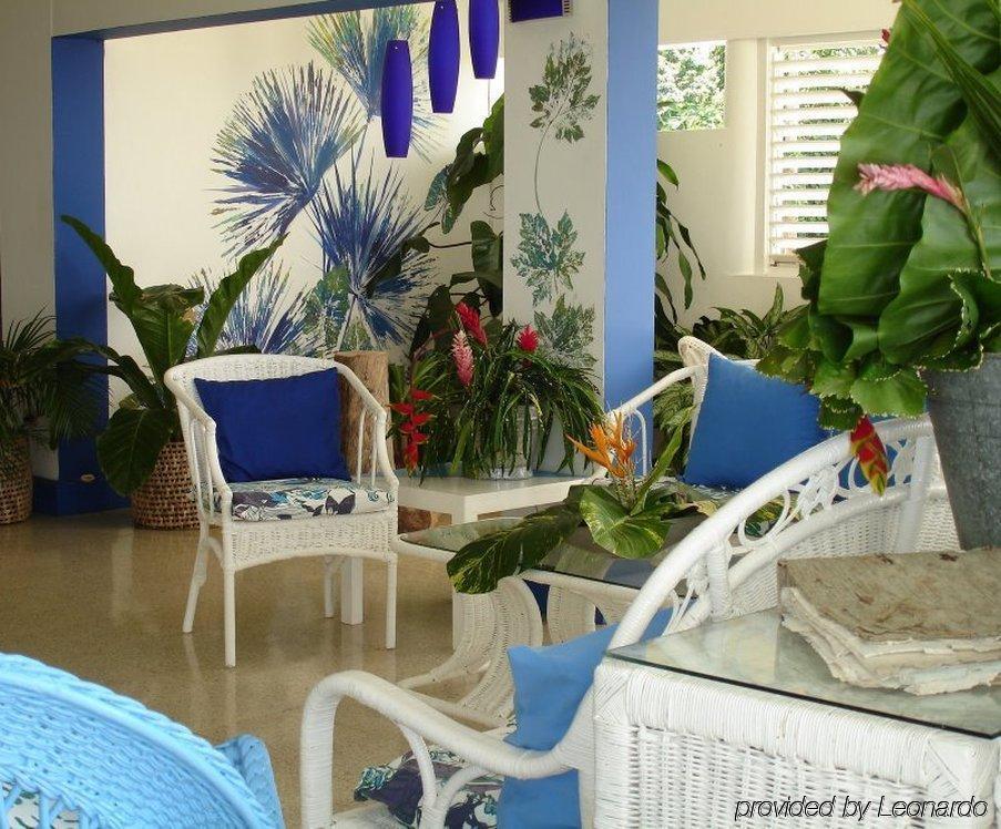 Mockingbird Hill 4*
